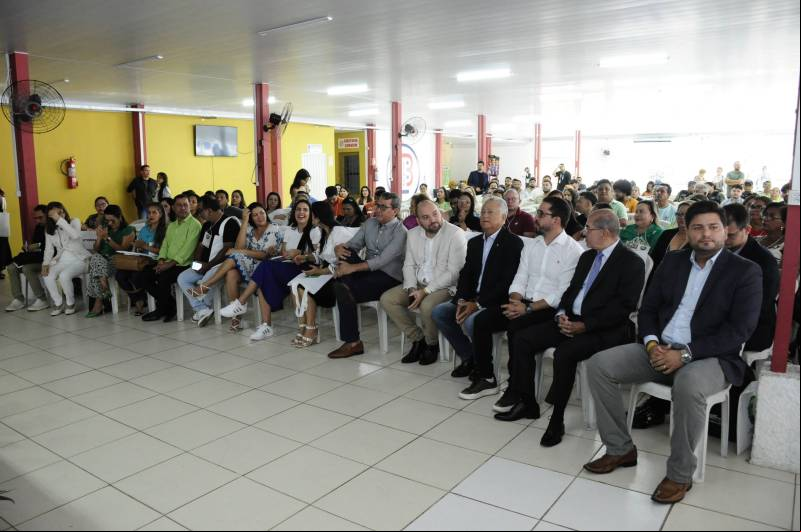Autoridades que prestigiaram o evento.